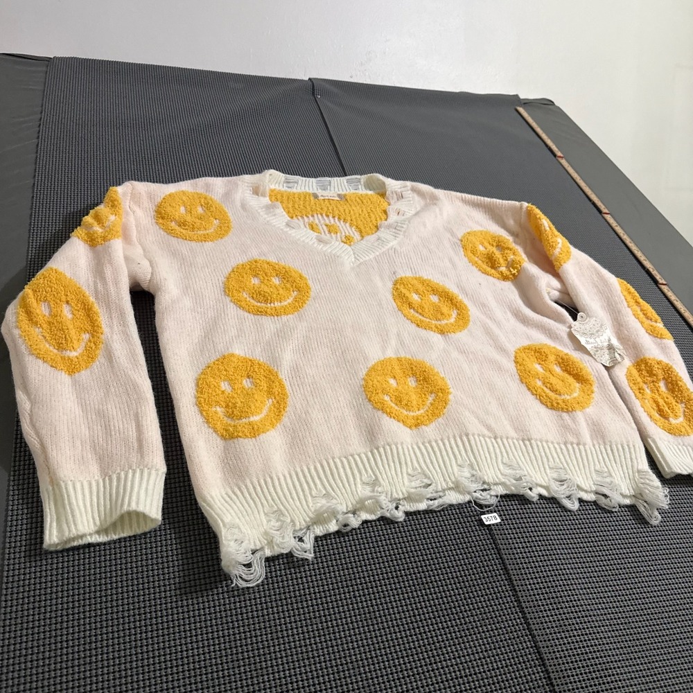 Altar'd State Womens Ivory Yellow Smiley Face Distressed V-Neck Sweater Size L
